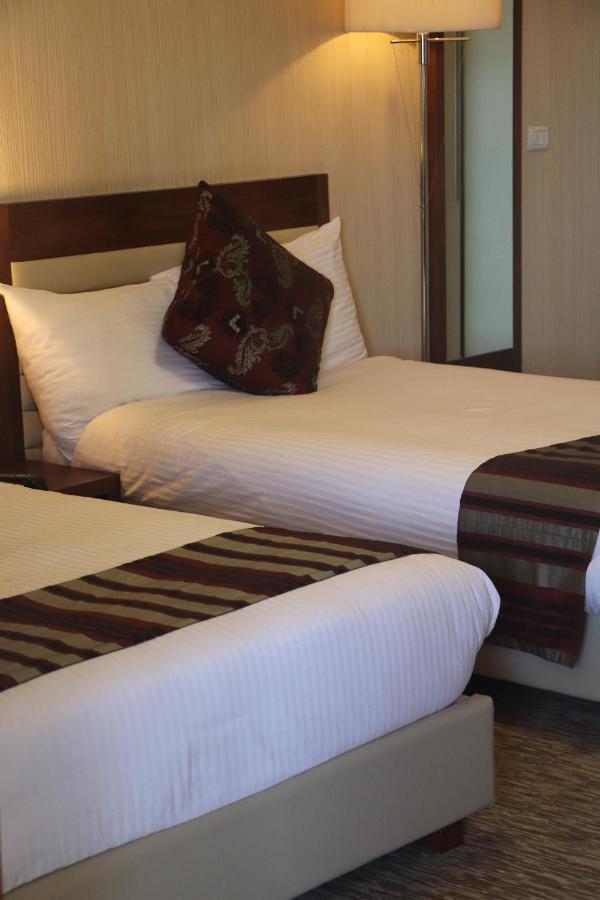 Mamba Point Hotel 몬로비아 외부 사진